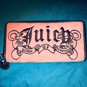Juicy  Couture Wallet
